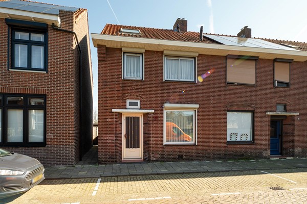 Te koop: Charitasstraat 17, 4702ZL Roosendaal